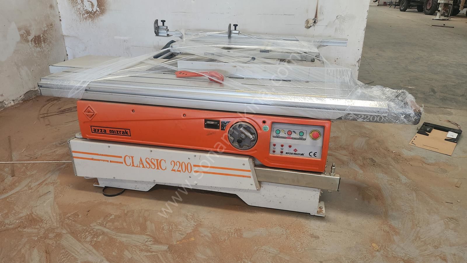 Ayza Mizrak Classic-2200 Yatar