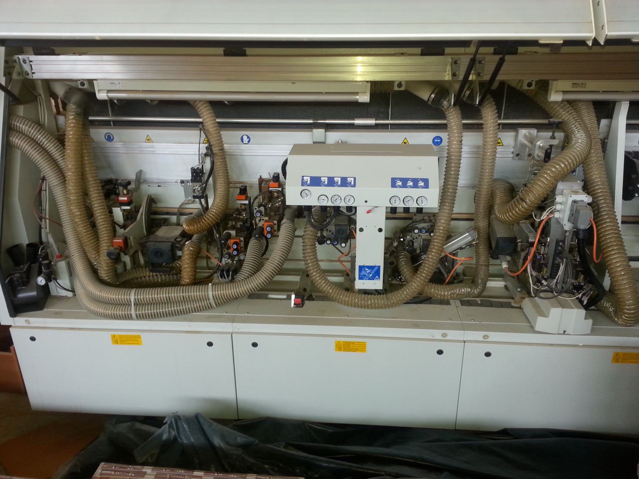 BIESSE ROXYL 5.5 KENAR BANTLAMA (2012)