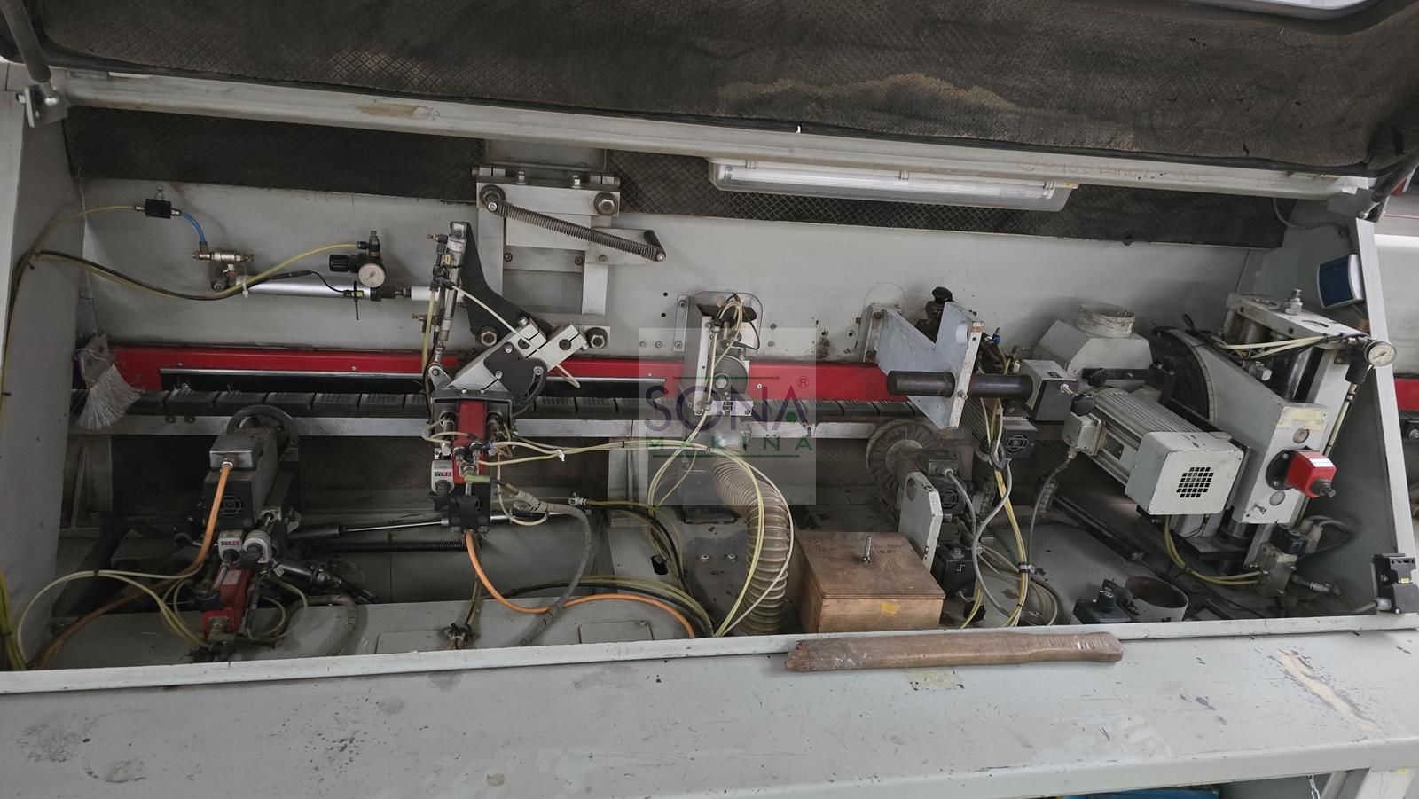 Ott Kantomat F 2550 Kenar Bantlama Makinası (2007)