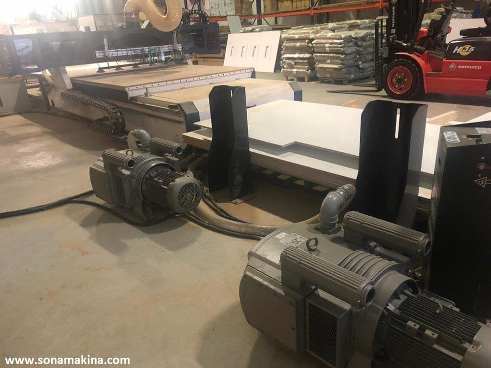 KRC 2136 DÜZ TABLA CNC (2016) İLK EL (DELİK GRUPLU)