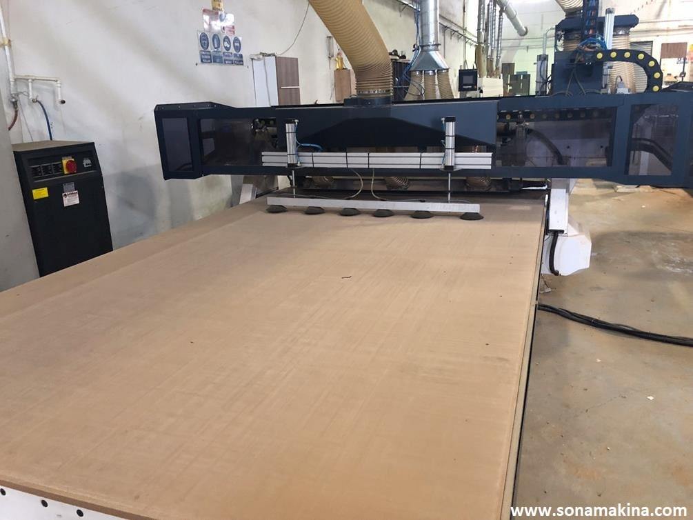 KRC 2136 DÜZ TABLA CNC (2017) İLK EL (DELİK GRUPLU)