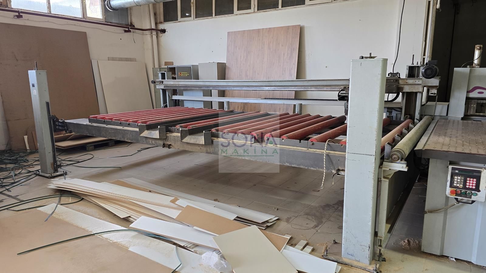 Holzma Optimat HPP 11/43/43 Panel Ebatlama Makinesi (2003)Yandan Asansör