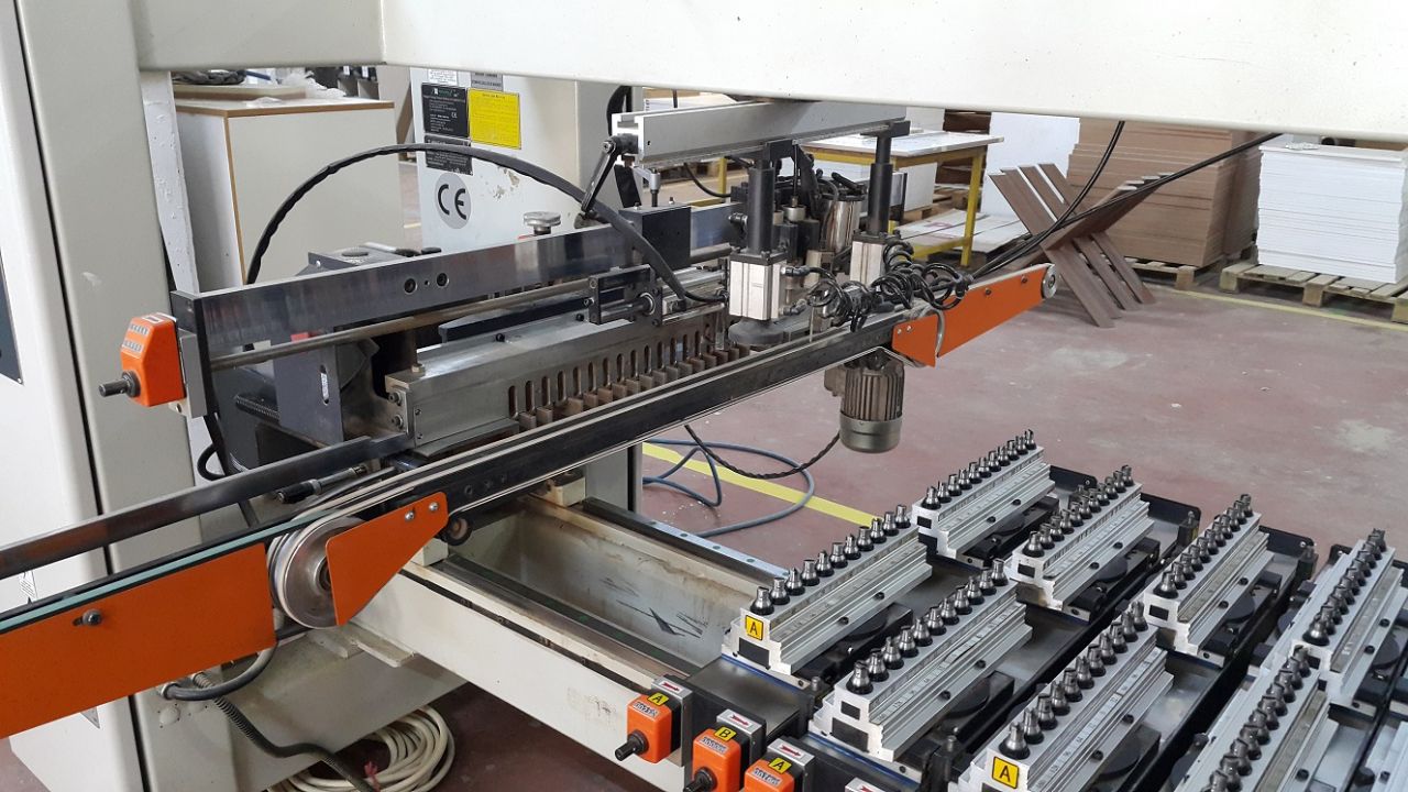 NANXING ÇOKLU DELİK MAKİNASI 5+2 (2012)