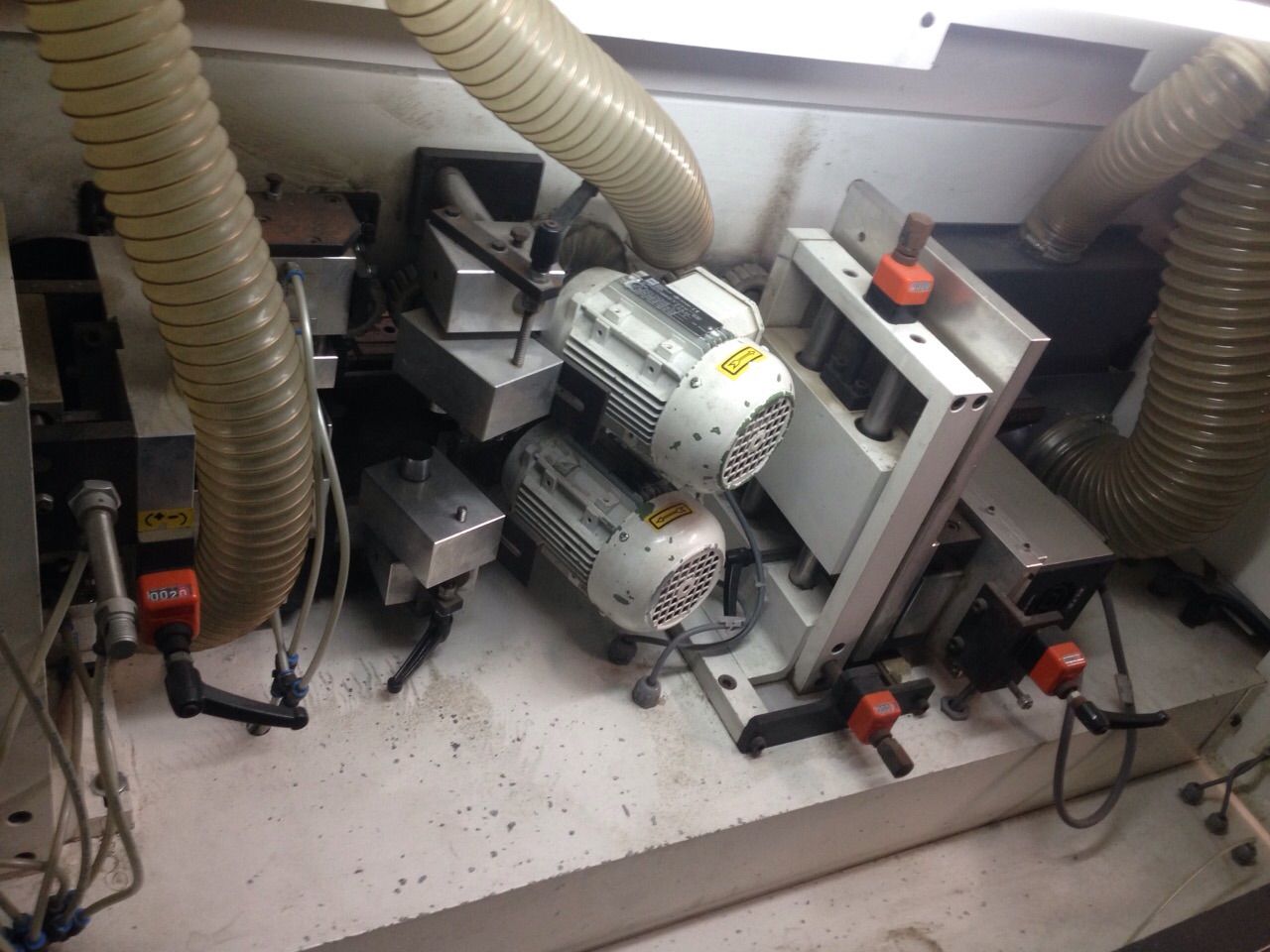 TÖRK Novaband 9 OGS Kenar Bantlama Makinesi (2013)