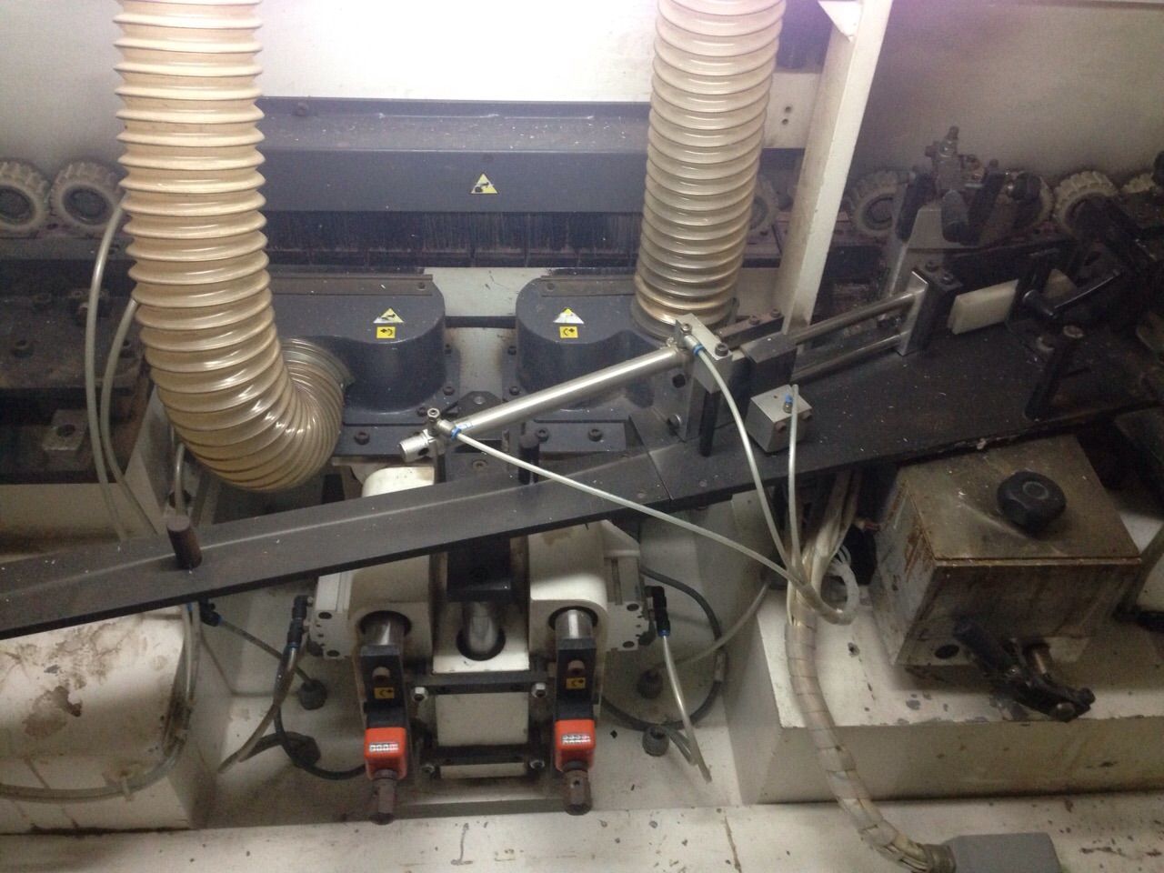 TÖRK Novaband 9 OGS Kenar Bantlama Makinesi (2013)