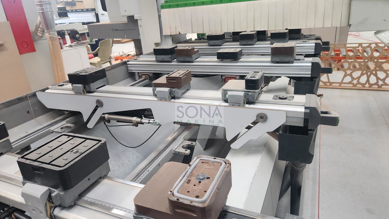 Biesse Rover A 1332 Fincan Tabla CNC (2011)