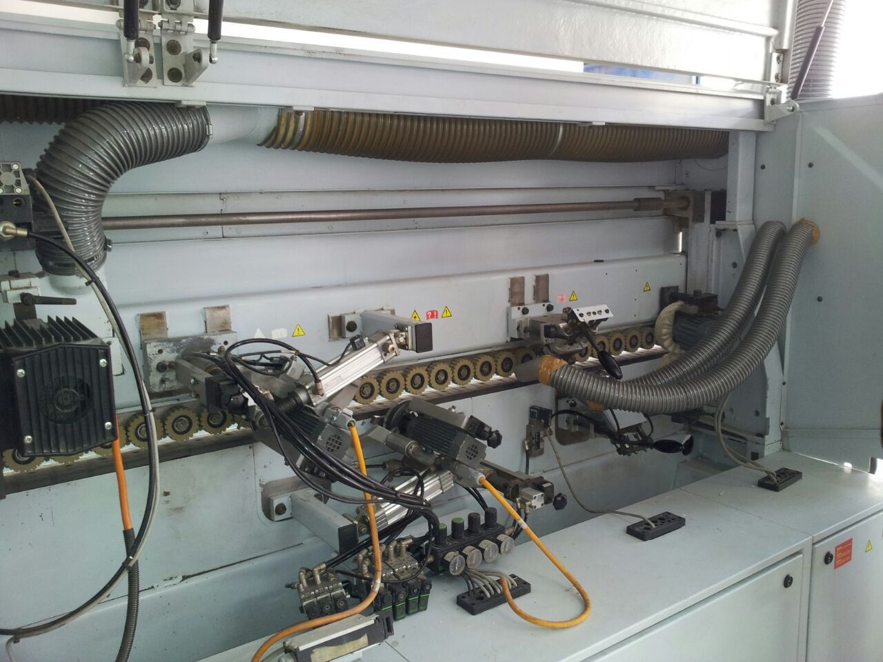 BRANDT KDF 670 KENAR BANTLAMA