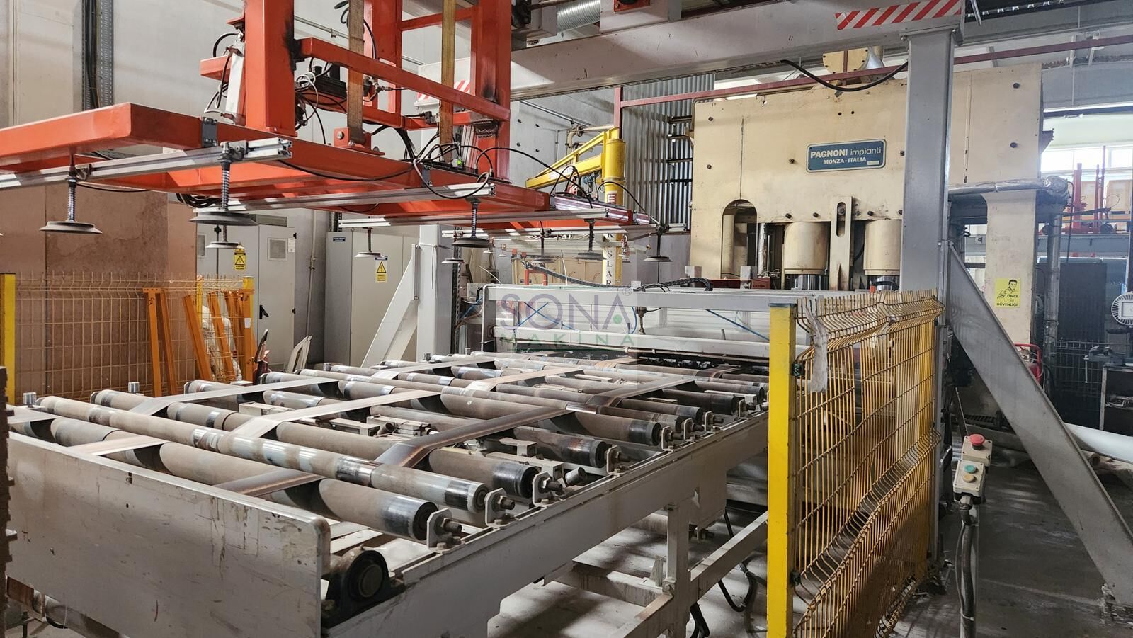 Pagnoni Melamin Pres Hattı (1992)