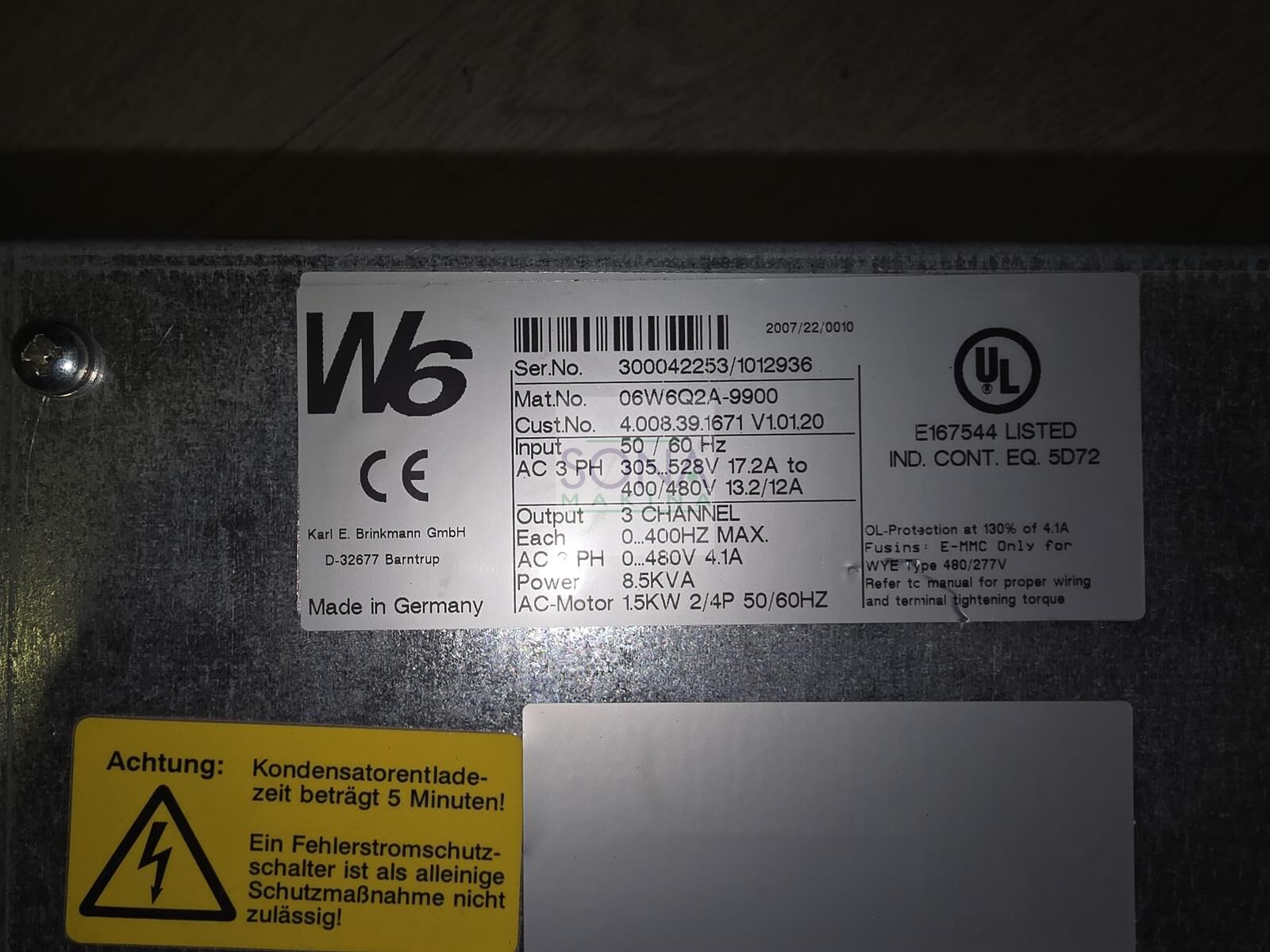 W6 Frekans inverter 8,5 Kva 1,5 Kw (Sürücü) 06W6Q2A-9900
