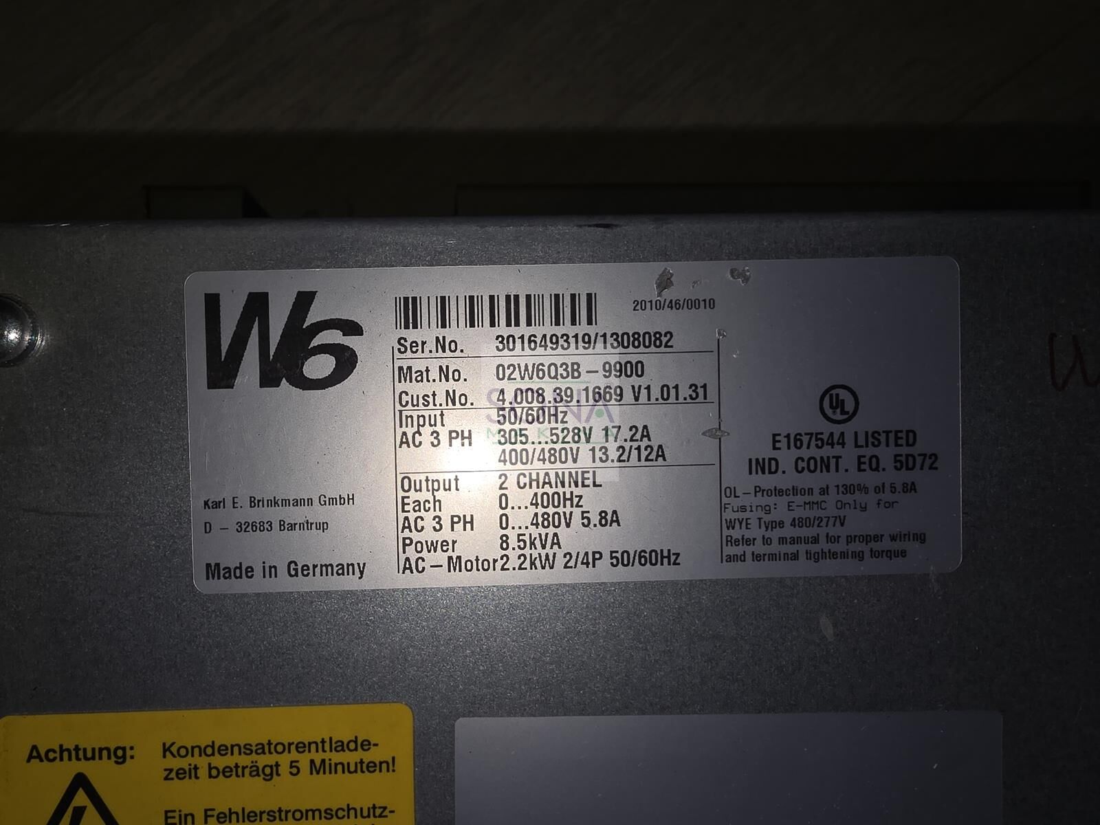 W6 Frekans inverter 8,5 Kva 2,2 Kw (Sürücü) 02W6Q3B-9900