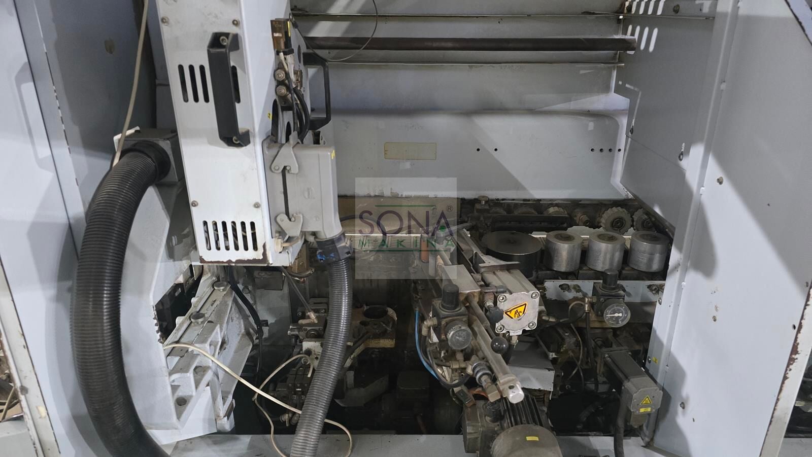 Brandt Ambition 1650 Kenar Bantlama Makinesi (2010)