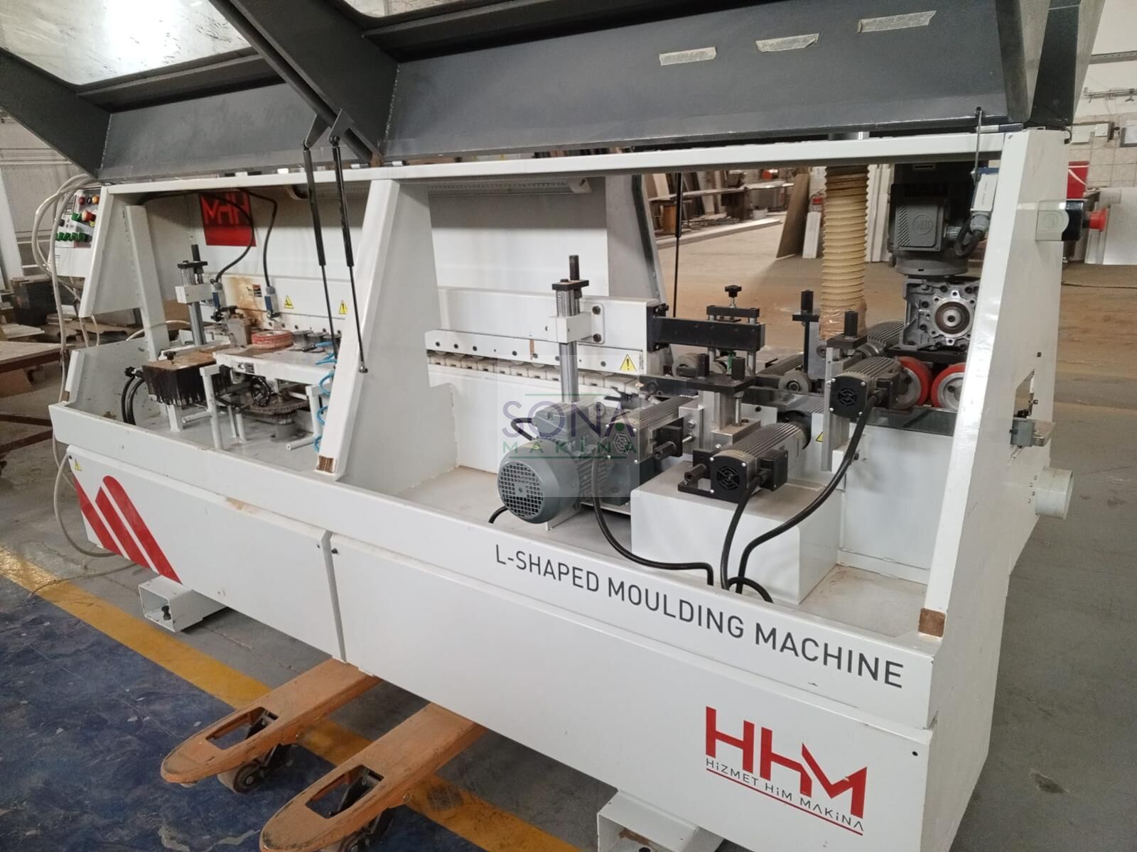 Hizmethim Bombeli Pervaz Yapıştırma Makinesi (2023)