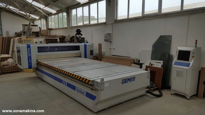 TOSKAR GEMINI DÜZ TABLA CNC (YÜKLEME+BOŞALTMA)