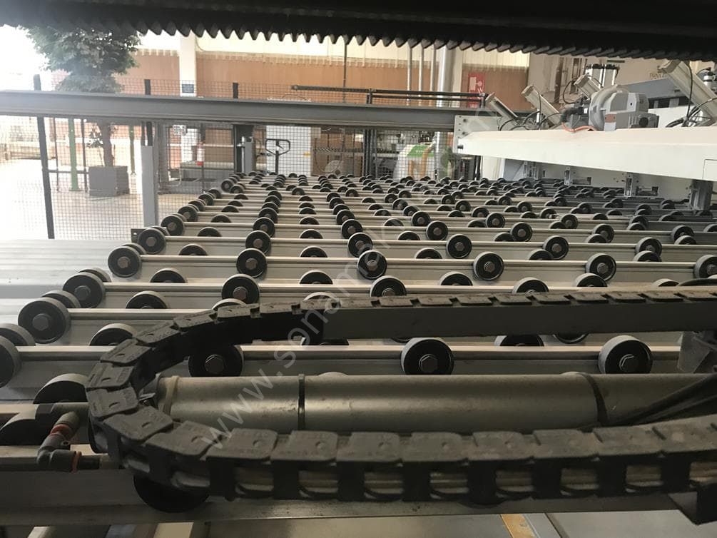 BIESSE Selco WNT 750 Twin Pusher Asansörlü Panel Ebatlama Makinesi (2011) İLK EL