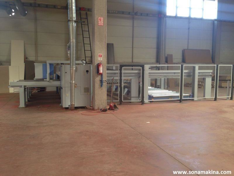 HOLZMA Optimat HPL 400/43/22 Asansörlü Panel Ebatlama Makinesi (2014)