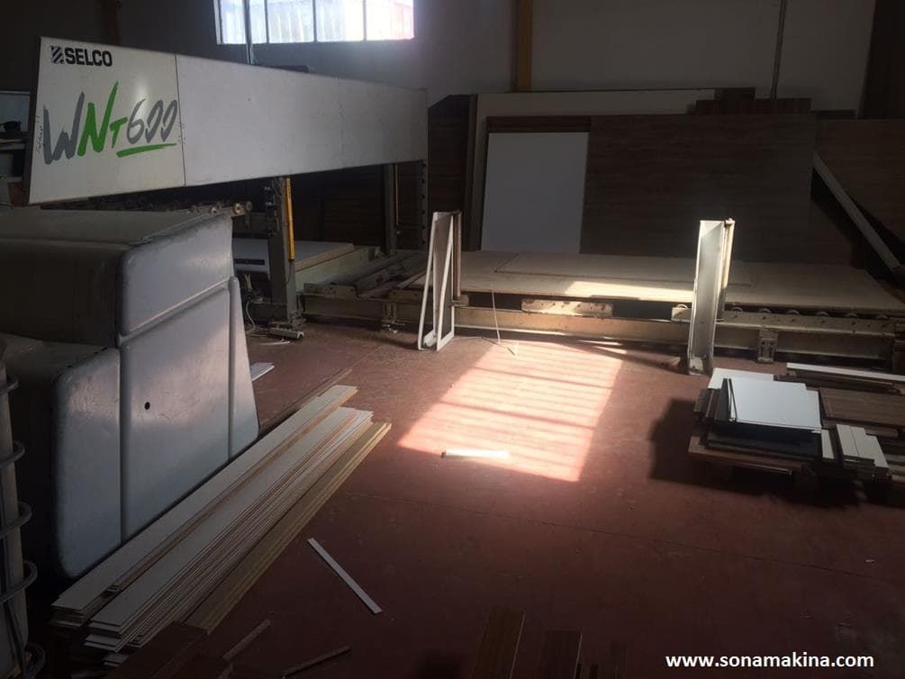 BIESSE SELCO WNT 600 ASANSÖRLÜ PANEL EBATLAMA (2005)