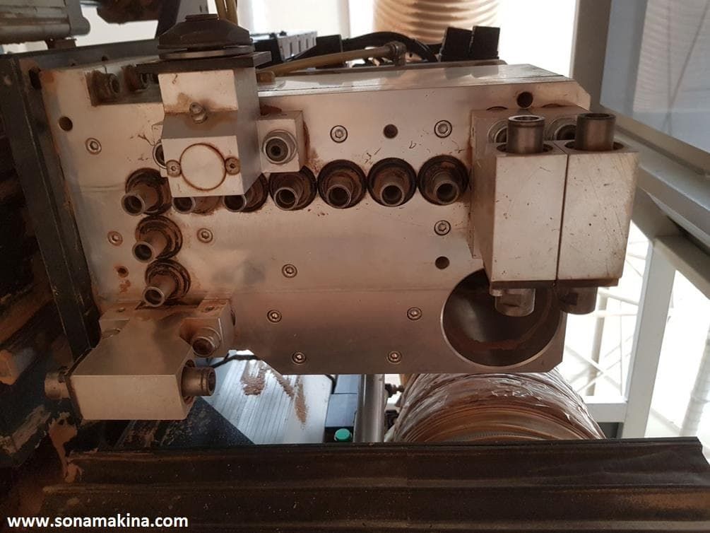 AES VEGA 1332 CNC (2010)