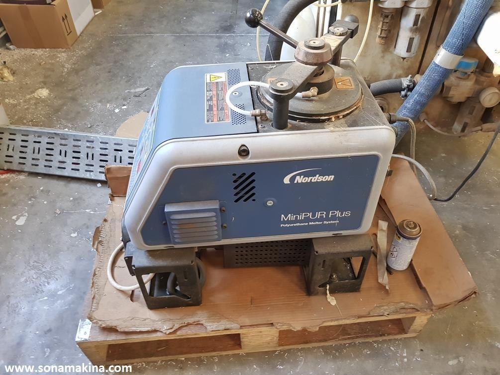 Nordson Pur Mini Poliüretan + Hortum + Nozzle