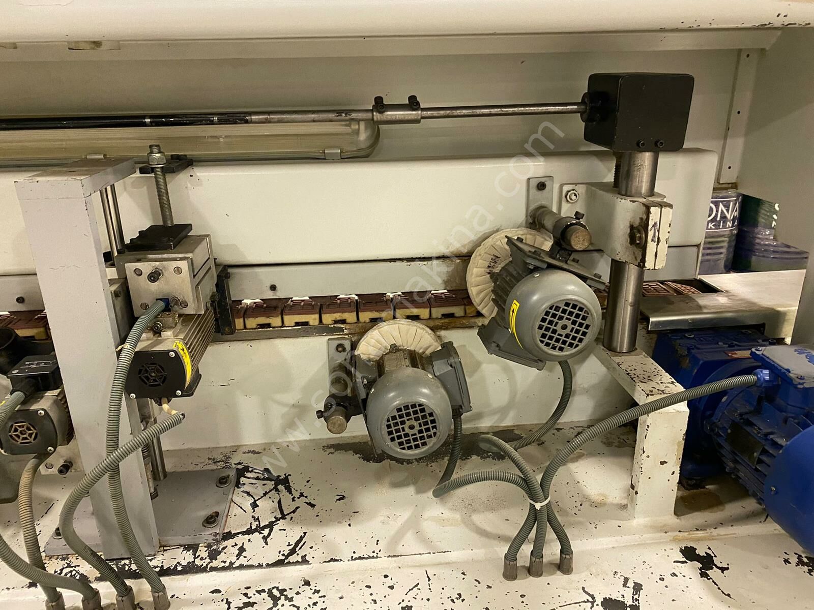 Hizmetim Kenar Bantlama Makinesi