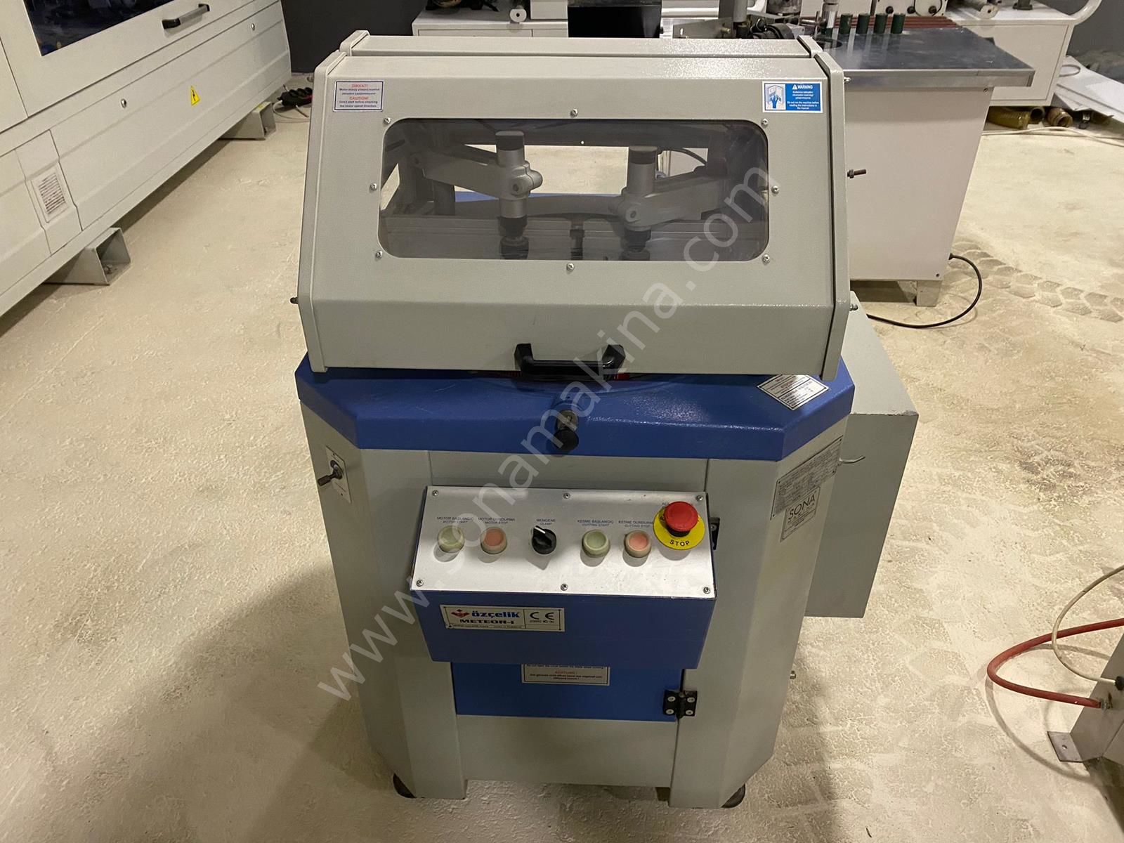 Özçelik Meteor-I Açılı Profil Kesim Makinesi-2010