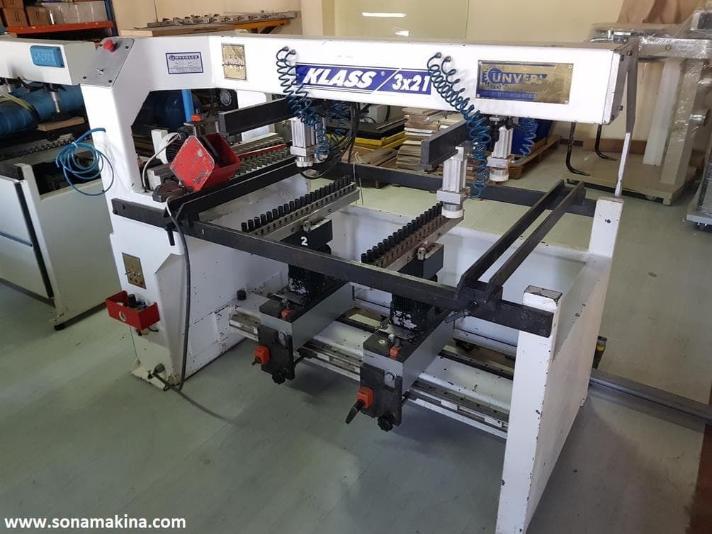 ÜNVERLER KLASS 3X21 ÇOKLU DELİK MAKİNASI 3 KAFA (2013)