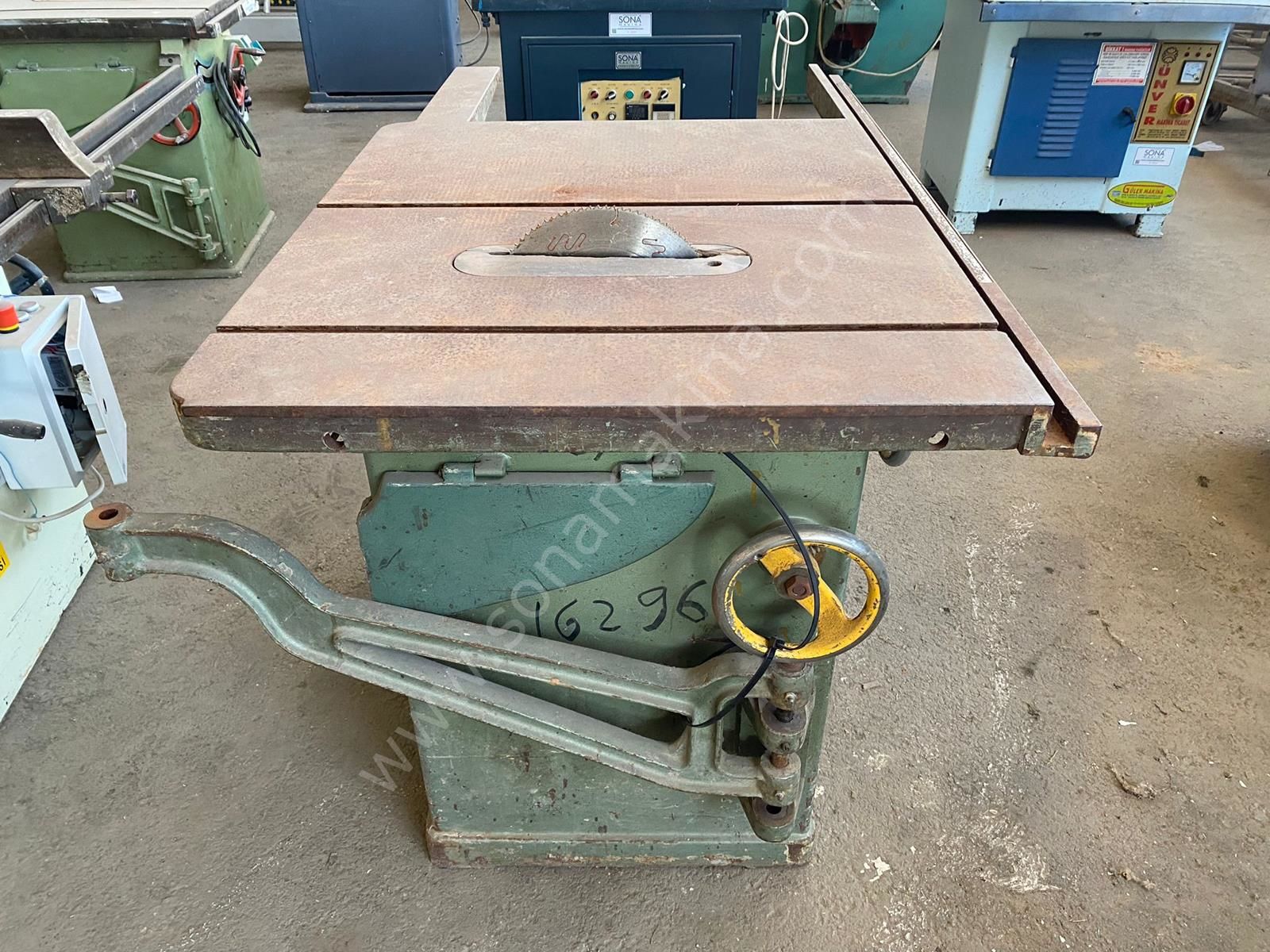 Çizicisiz Yatar Daireler