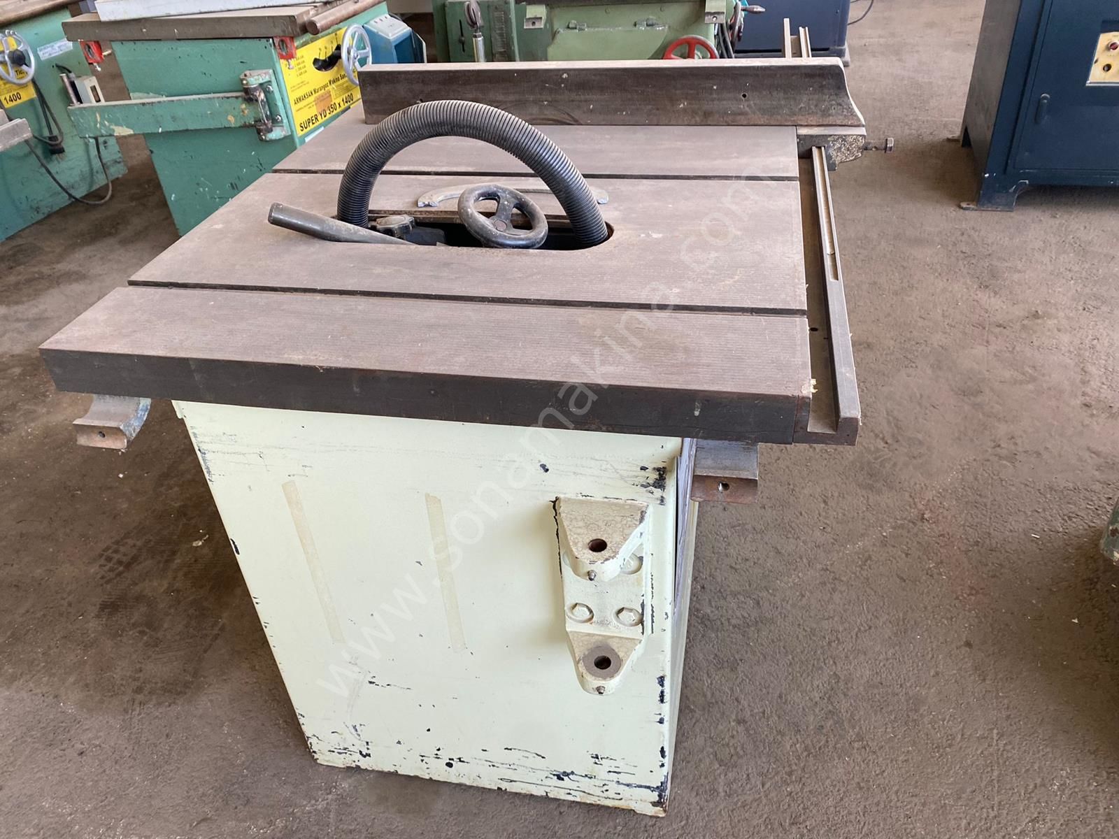 Çizicisiz Yatar Daireler