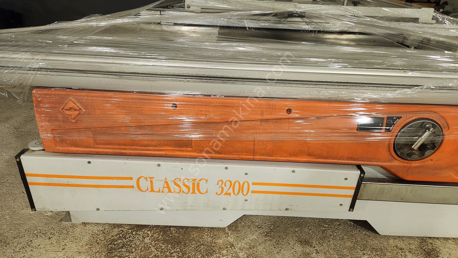 Ayza Mızrak Classic-3200 Yatar (2012)