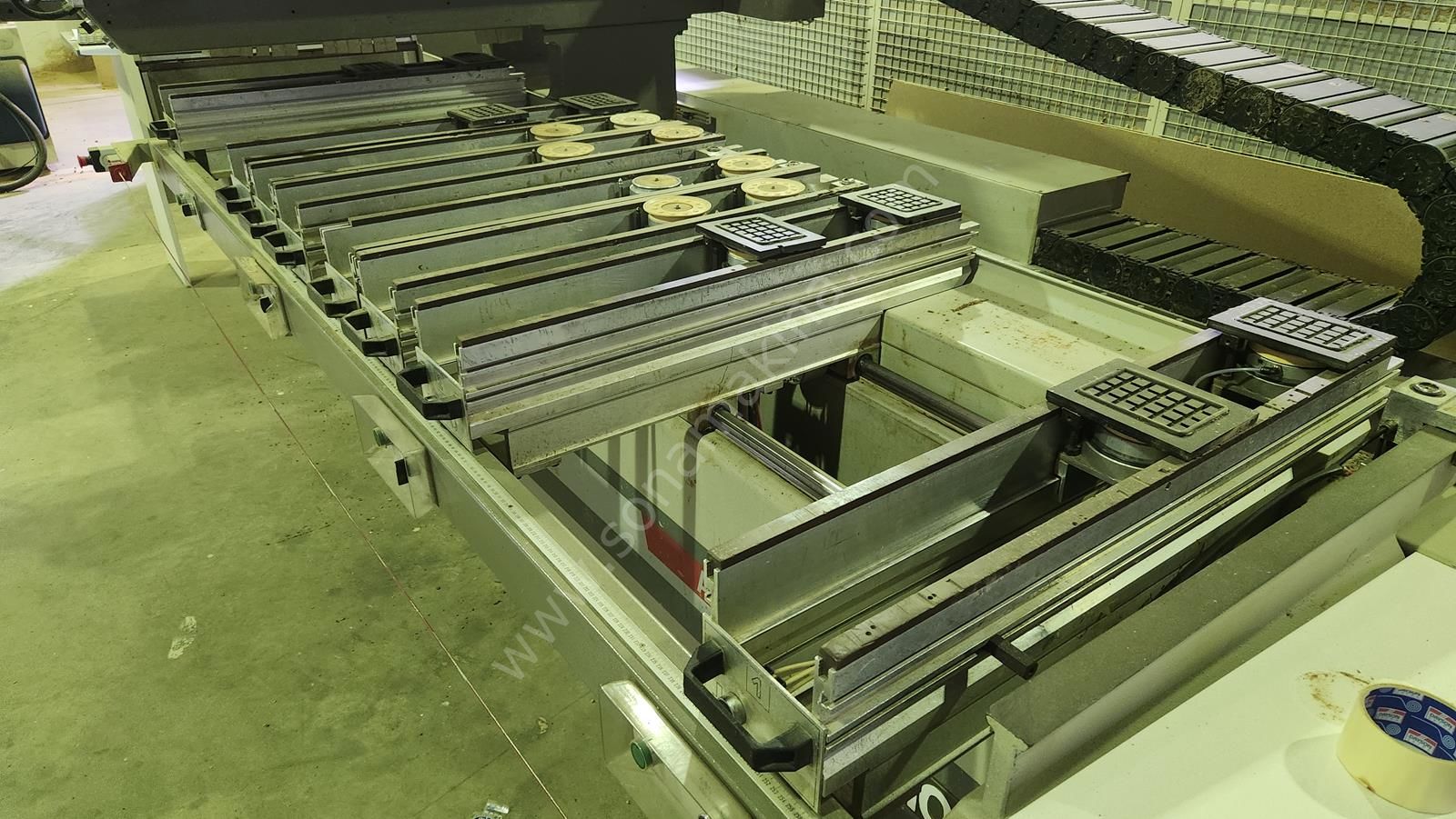 Morbidelli Autdoor 503 Fincan Tablalı CNC (1997)
